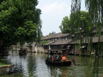 China 2010---I-7-06-03-Wuzheng --- river boating.jpg