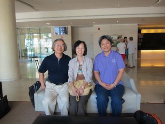 Croatia 2011 --- D08_05-02-02_A shot with Teacher Wang in Meridian Hotel in Lav near Split (Croatia).jpg