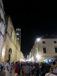 Croatia 2011 --- D11_05-03-01_Night scene in the town 1 of Dubrovnik (Croatia).jpg