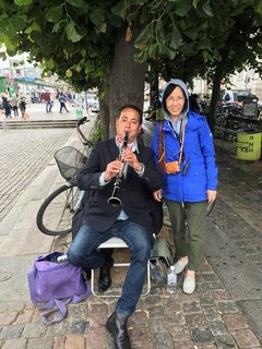 Denmark 2017_D12-05-02_A shot with a street performer at NyHavn.JPG