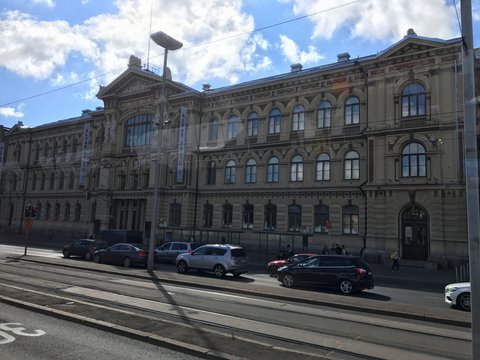 D09-01-01 The main building of Helsinki University, Finland.JPG