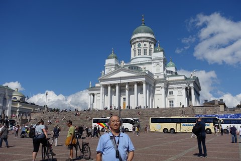 D09-05-01 Helsinki Cathedral (Helsingin tuomiokirkko) & Old City Hall.JPG