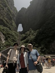 D03-02-02_A memory shot at the foot of the cave.jpg