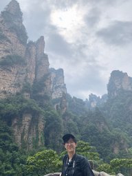 D04-01-03_A shot against pretty stone peaks of Tianzi Mountain.jpg