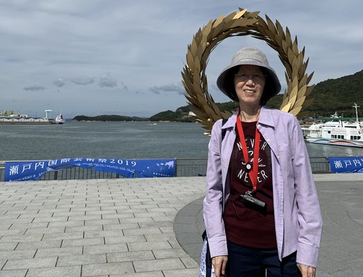 02-04-01_In front of the artwork 'Gift of the Sun' by Choi Jeong Hwa from Korea.jpg