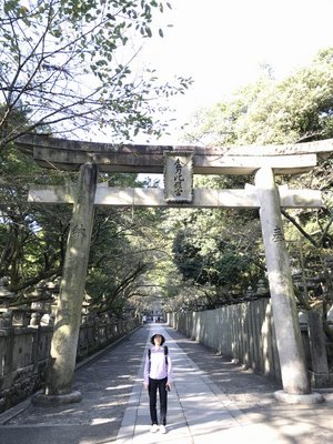 05-02-01_At the entrance structure called Torii of Konpira Shirine.jpg