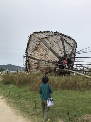 05-04-03_An exterior scene of the above artwork that looks like a seed.jpg