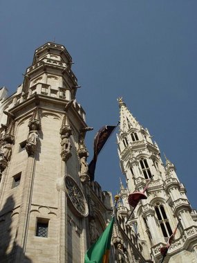 Belgium 2005 - Towers of City Hall ('Hotel de Ville' in old time) in Grand Place in Brussels.jpg