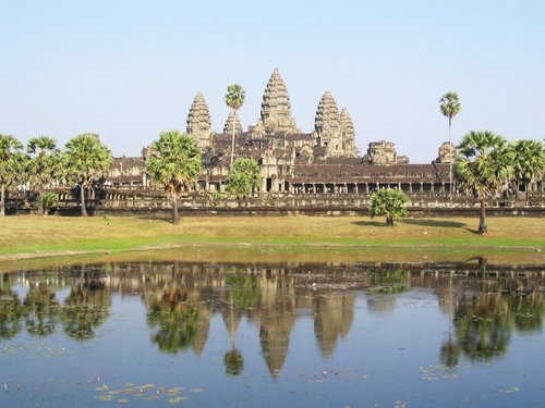 Cambodia 2006 --- 01 Angkor Wat.jpg