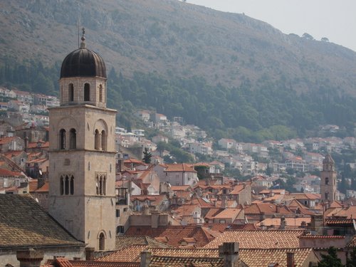 Croatia 2011 --- D12_01-05-02_On the fort wall 10 (Dubrovnik, Croatia).jpg