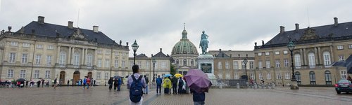 Denmark 2017_03_Amalienborg - A panoramic view.jpg
