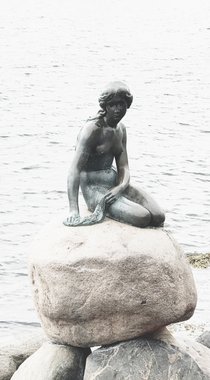 Denmark 2017_08_The Little Meimaid - A symbol of Denmark,.jpg