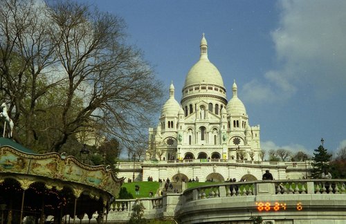 France 2000---Basllique du Sacre Coeur in Paris.jpg