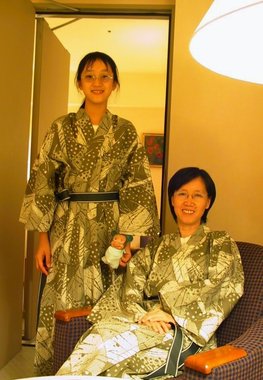 Japan 2002---Are we like Japanese (in Hilton Hotel in Shinjuku in Tokyo).jpg
