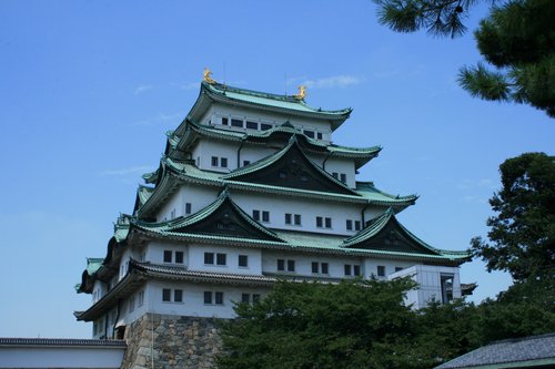 Japan 2009---06-02-04 Nagoya Castle - a fourth view.jpg