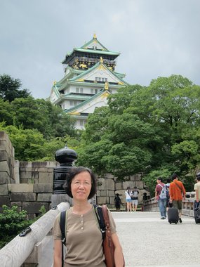 Japan 2015---09_01-2(Osaka Castle)-05_Closer to Tenshukaku.JPG