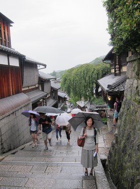 Japan 2015---09_03-4(Sannenzaka)-02_A shot on the way.JPG