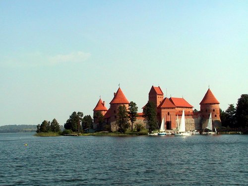 Lithuania 2002---Island Castle.jpg
