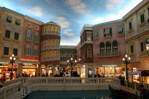 Macau 2009---02-04-04 Shopping, boating & dining, Venetian Resort-4.jpg