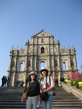 Macau 2009---03-10-01 (WH-07) Ruins of St. Paul's - memento 1.JPG