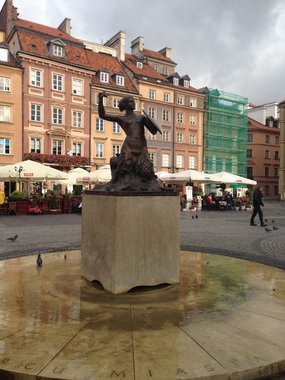 Poland 2016---D03-06-01-Warsaw Mermaid in the Old Town Square of Warsaw.jpg