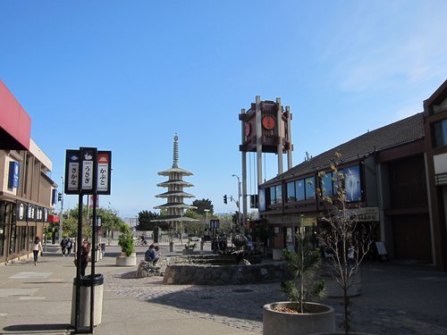 USA 2015 --- D02-08-01_SF - Japan Town (Nihon Machi).JPG