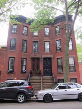 USA 2015 --- D09-01-03_NY - A prety house seen along Willow St..JPG